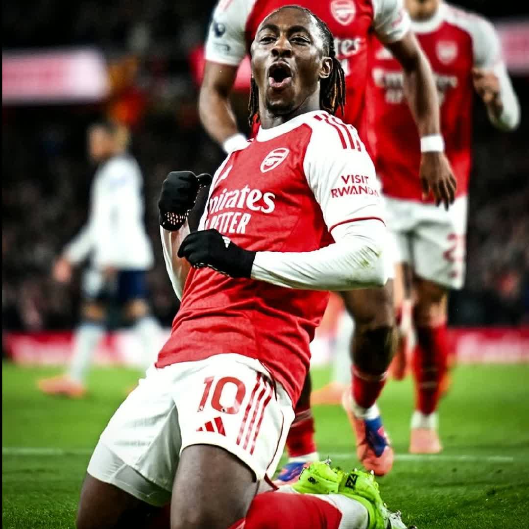 Post by Arsenal Ozil: @redietamsalu3 @osod.40 @lemuyow @etifanosbrhanu @yonatantesera40 @muzeyenfuad8 @yohannesgebeyehu2019 @yared1919...