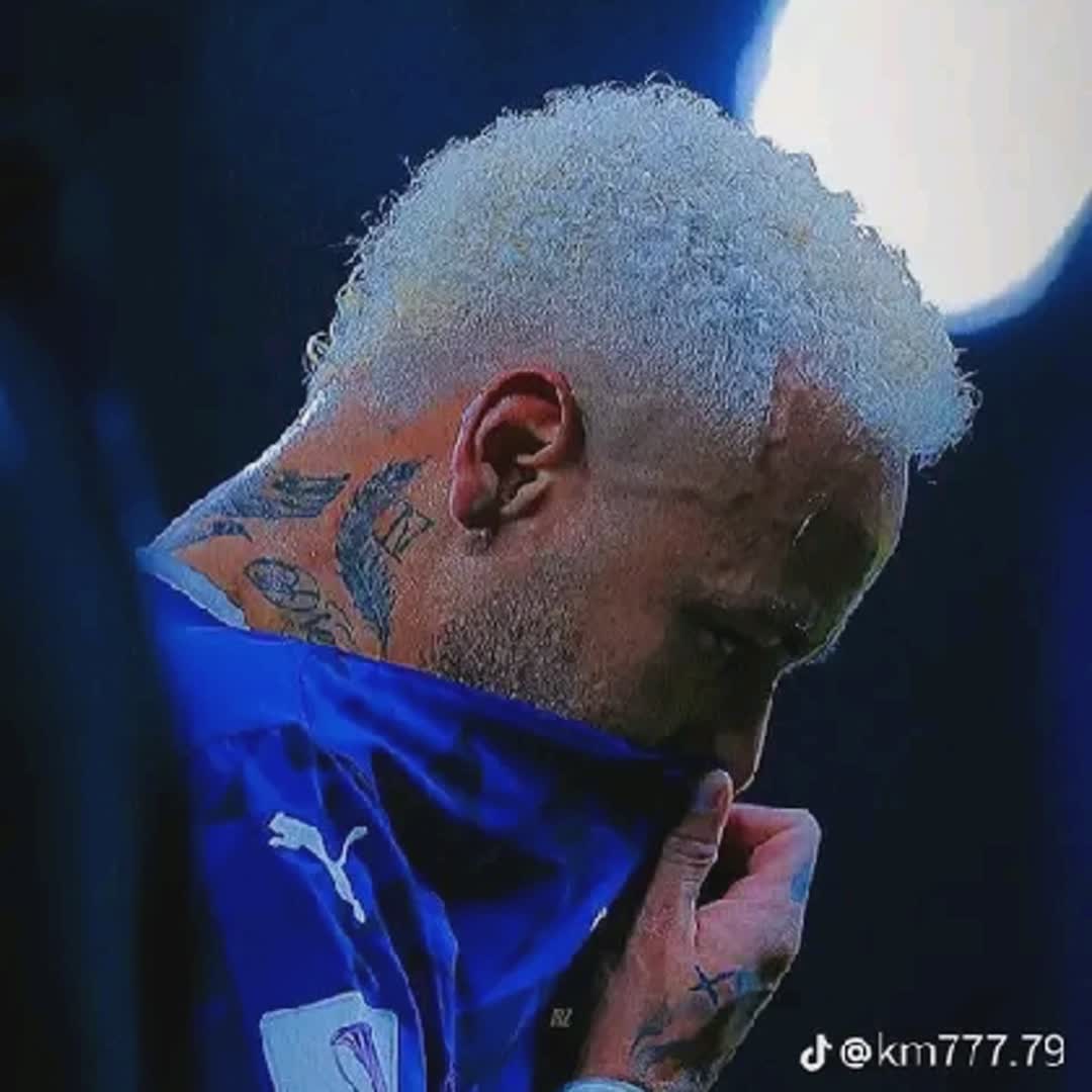 Post by Bless Mike: Guess the player 😉 @rasel6614 @narutos @cadera1796 @lipbughi @lynsky99 @ajremix39 @vokiwer972 @fewtapdie...