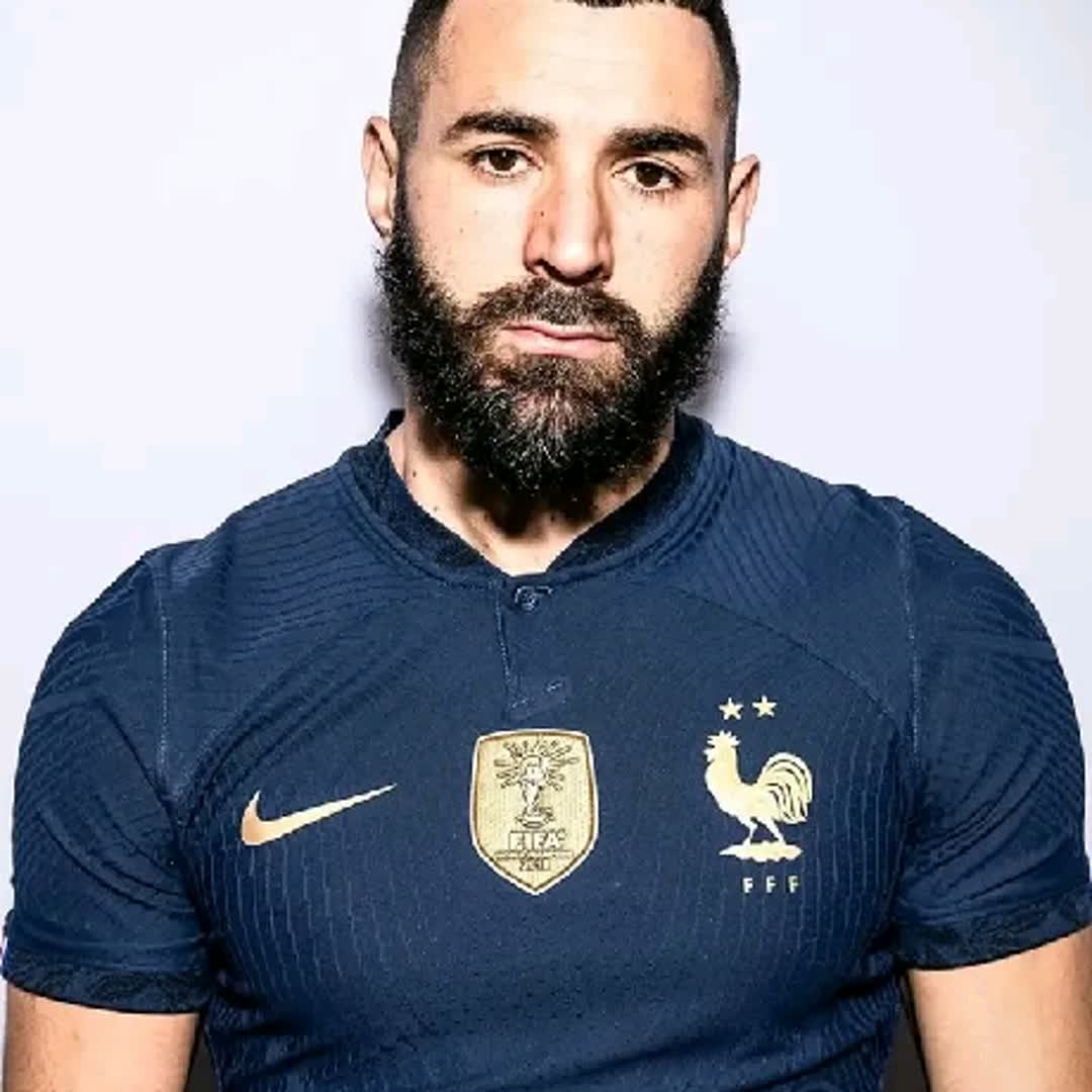 Post by Ogidi Kelvin: 🚨 𝐁𝐑𝐄𝐀𝐊𝐈𝐍𝐆: Karim Benzema plans to be 𝐎𝐔𝐓 again for next game, angry with Al Ittihad 😡🔥 No changes...