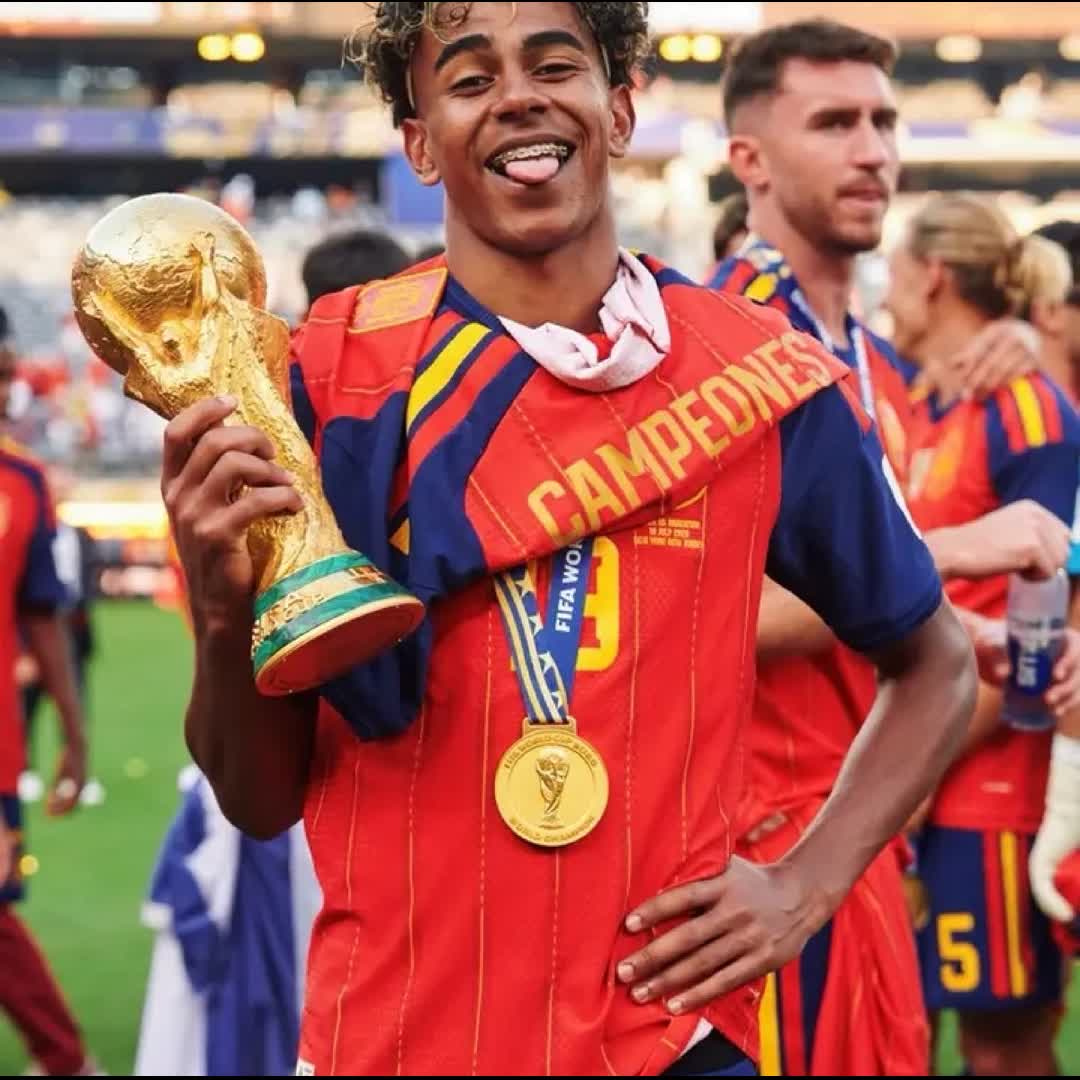 Post by Hassovi Hassovi: Lamin Yamal #buzzer #viral #fyp #sports #Daily #football #buzzer_fan_official #soccer #trending #foryou #basketball...