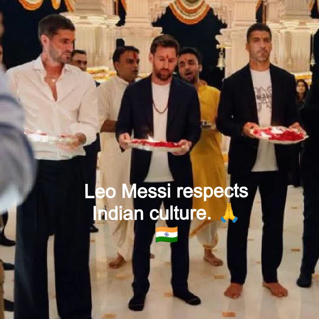 Post by BREAKING FOOTBALL NEWS: BREAKING NEWS Leo Messi respects Indian culture. 🙏🇮🇳 @lucasnow @mmaforlife @philbertrakotoniainarija21 @kewsii...