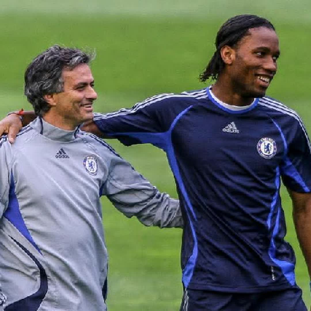 Post by Frans Mlomo: 🚨💣 Where does Jose Mourinho's first transfer window at Chelsea rank? 🔵🔺🔻 ▪️ Didier Drogba ▪️ Petr Cech ▪️...