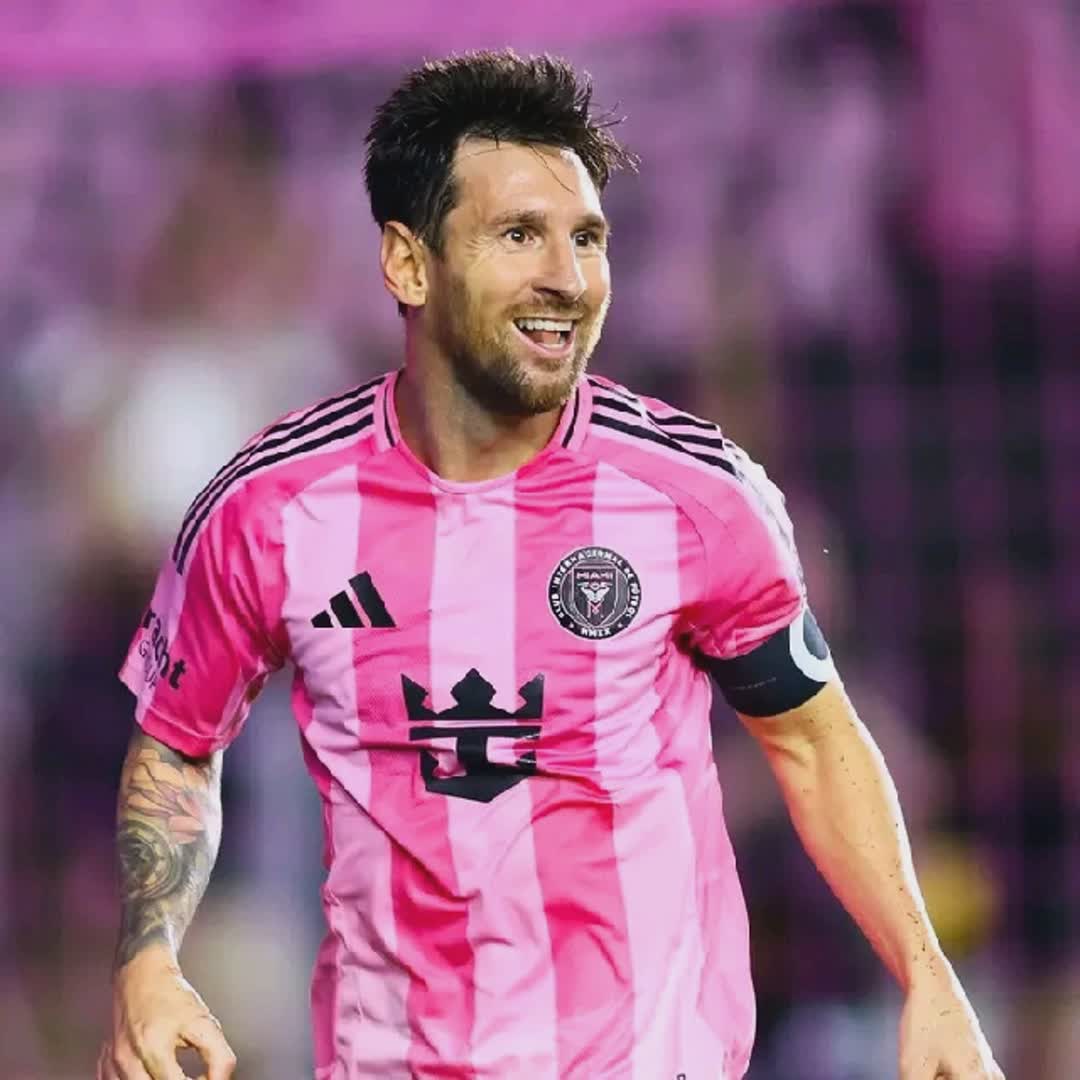 Post by Aruunmo Isikima: #BestGOAT #MESSI