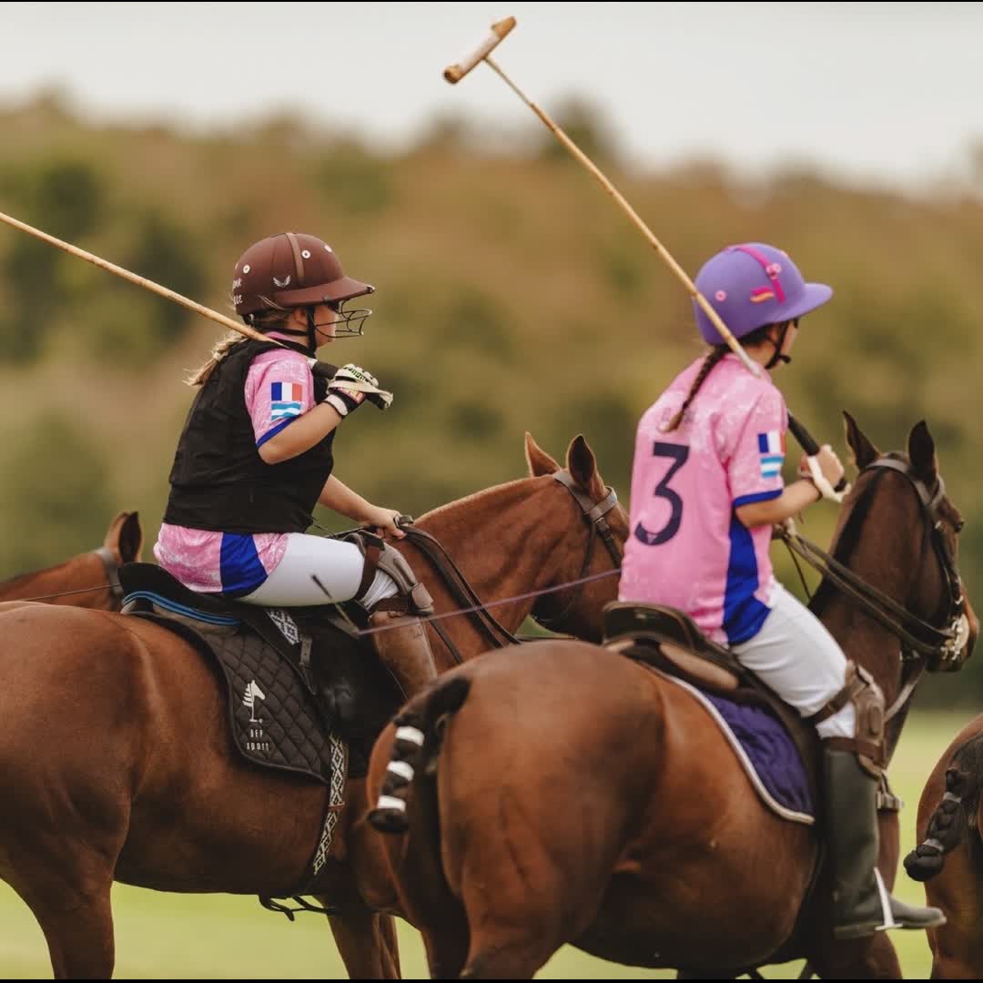 Post by Black Forest Polo: TEAMPLAY. GIRL POWER. 🩷🐎🩷 Discover our Polo Lifestyle World 🙌🐎 LINK IN BIO #blackforestpolo #polofeminina...