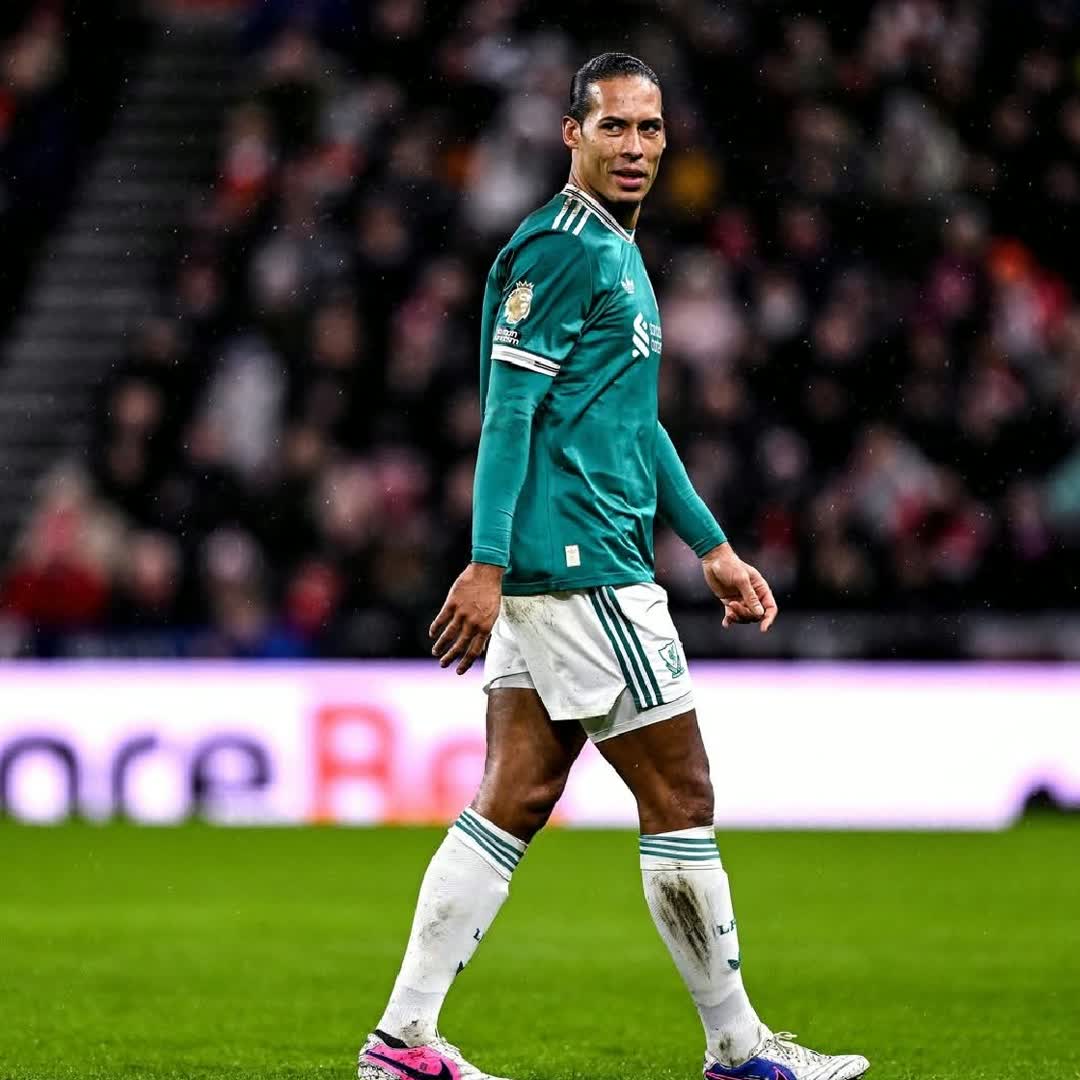 Post by Betselot Bonge: Van Dijk @dav7890 @nahhywalker24 @nigus24 @bura2411 @m4224 #buzzer #buzzer_fan_official #Daily #sports #Liverpool...