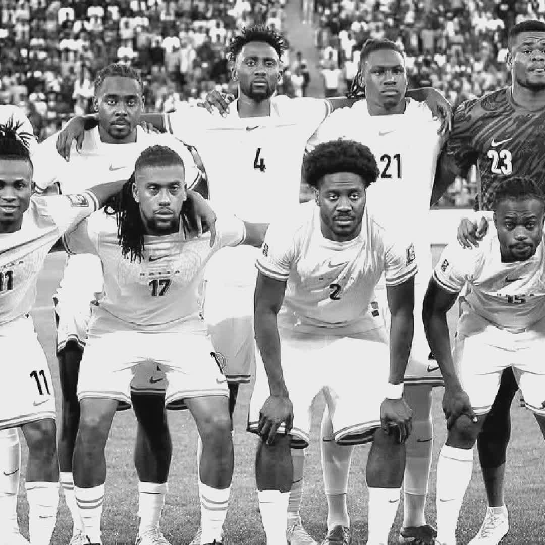 Post by Edidi Omowunmi: And the playoffs begin by 5pm today @buzzer_fan_official @moyagina064 @ngobeni.eunice911 @decor #buzzer #football...