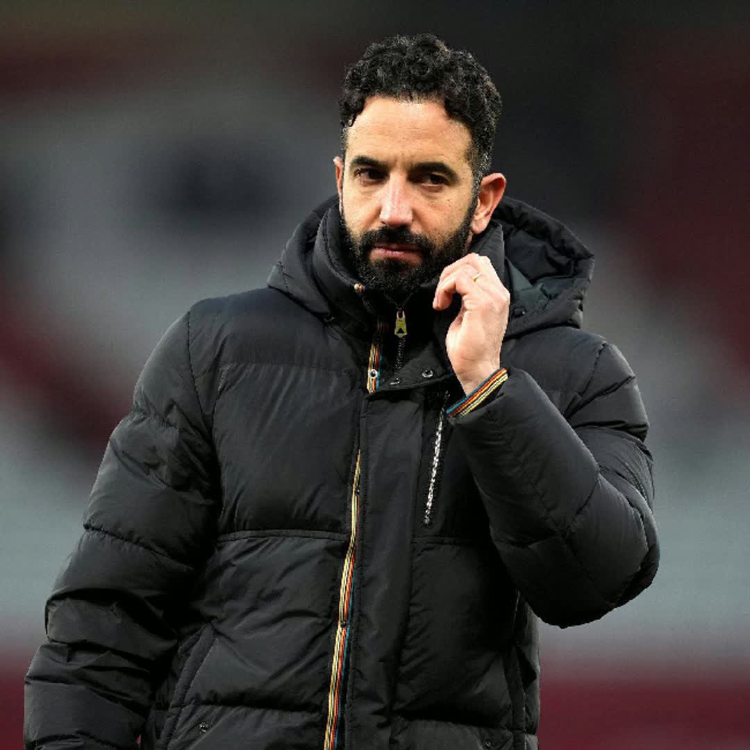 Post by SHIKUR FENTAHUN: BREAKING NEWES; Rùben Amorim has left his position as head coach of Manchester United. Comment who do you want as Coach.