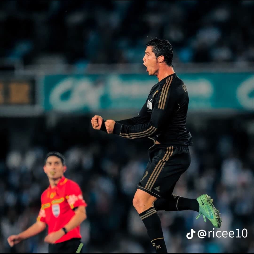Post by Francisco Billionz: Christiano Ronaldo.... #trending #buzzer_fan_official #fyp #buzzer #Daily #football
