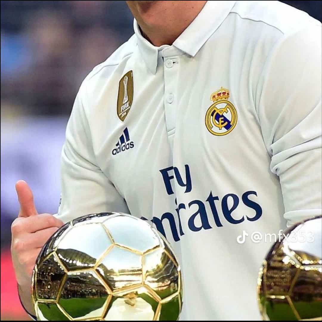 Post by Francisco Billionz: Who's this? #Game #trending #soccer #buzzer_fan_official #football #Daily #sports #fyp #viral #buzzer #pivale1141...