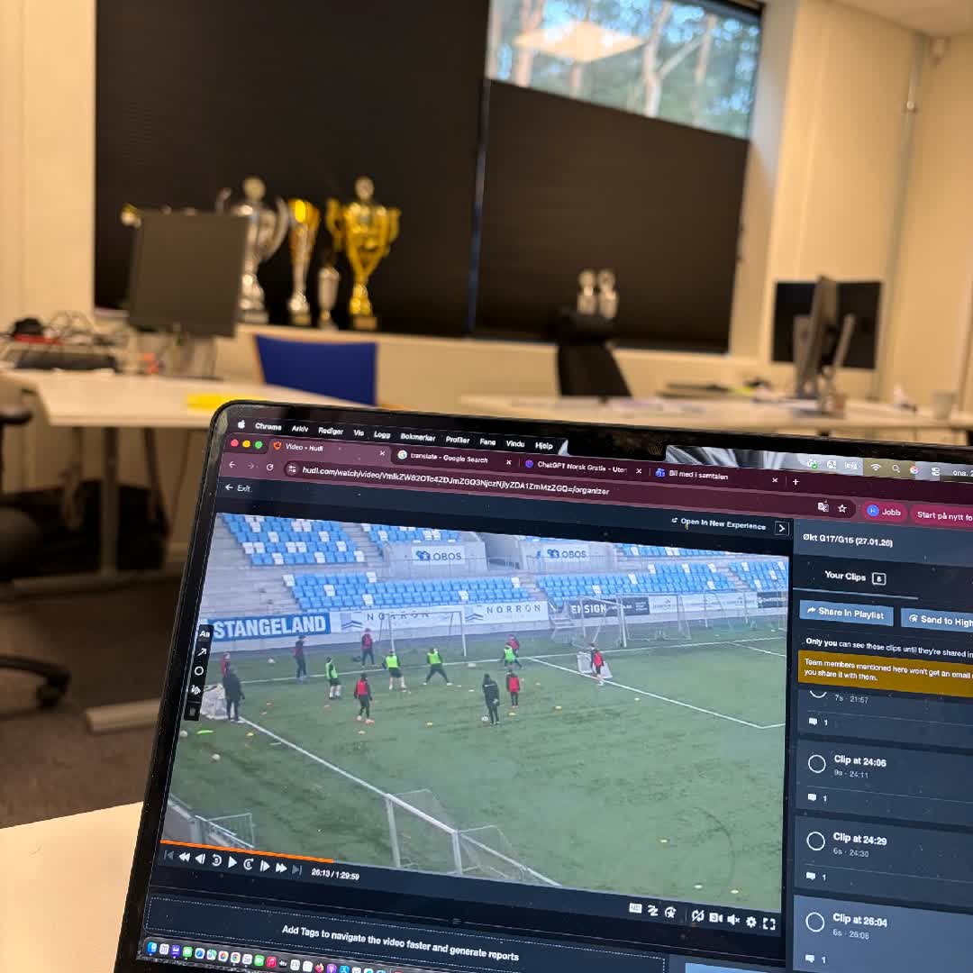 Post by Jasmin Bogdanovic: It is always interesting to follow the progress of players through video analysis⚽️ #buzzer #viral...