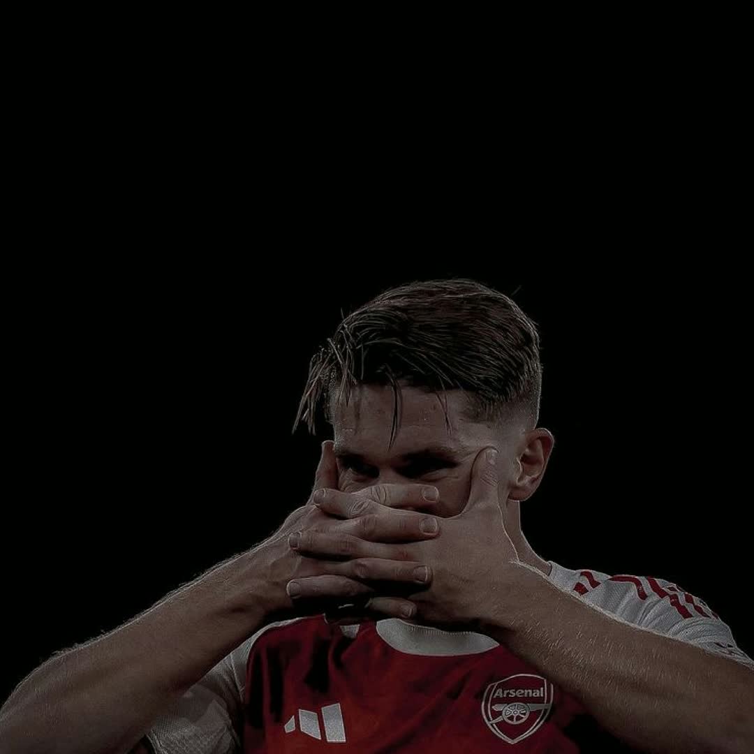 Post by Arsenal .