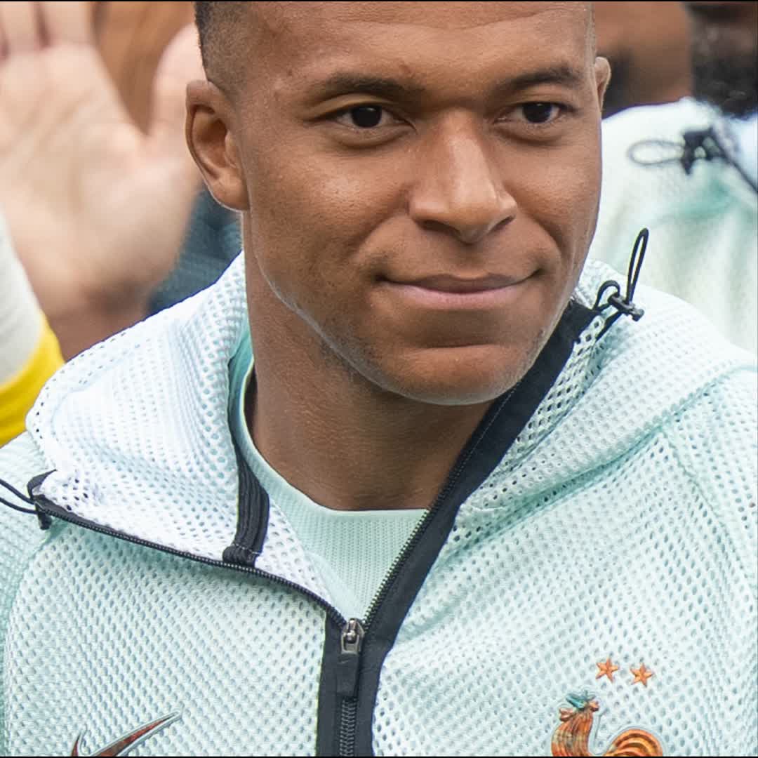 Post by Monja Fonenantsoa: 🔥⚽ Kylian Mbappé! What do you think about his football journey? 👀 🏆 World Cup champion ⚡ Incredible speed 🎯...