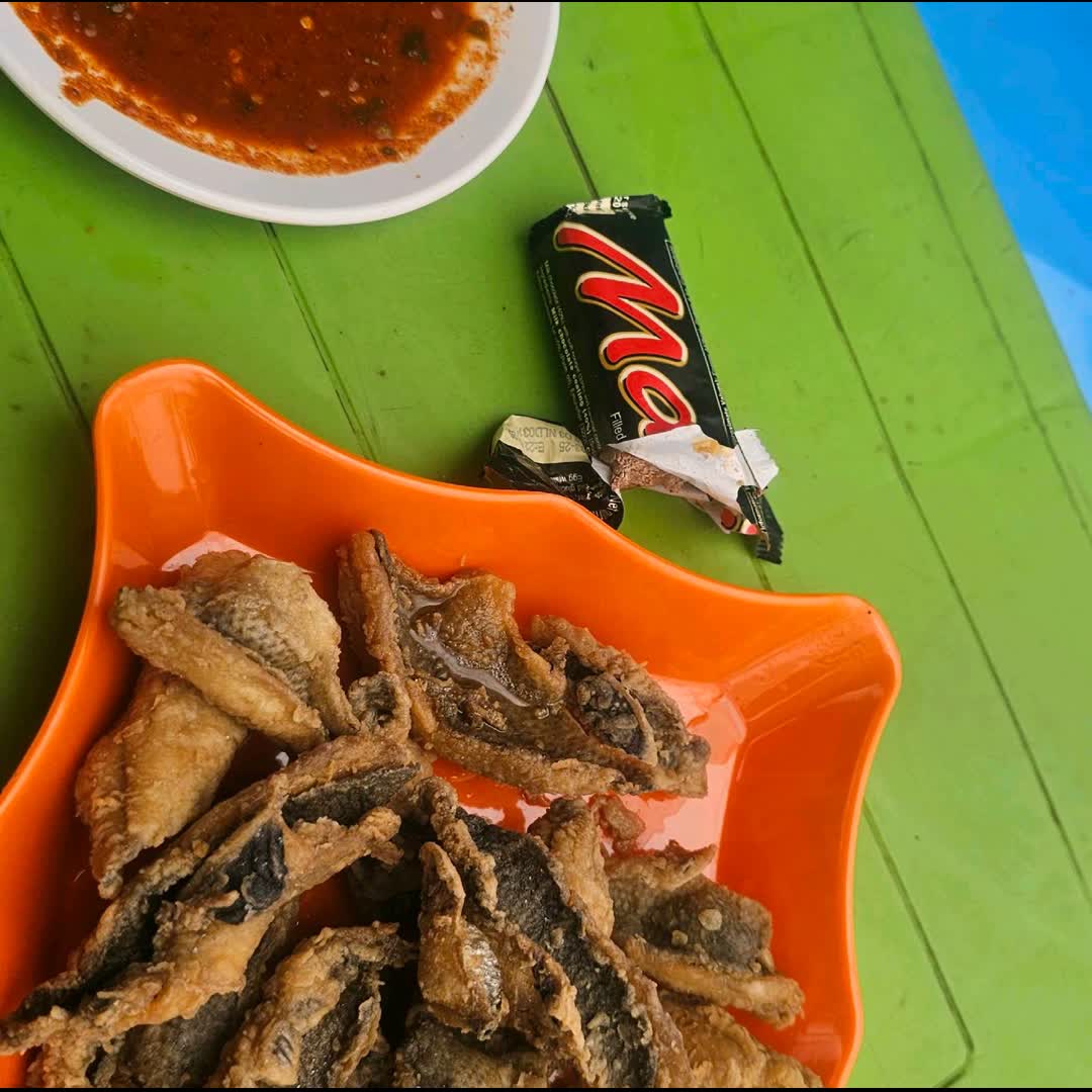 Post by Sun Shine: Who know this food🫣🫣🥖🥖🥖🥖🥖