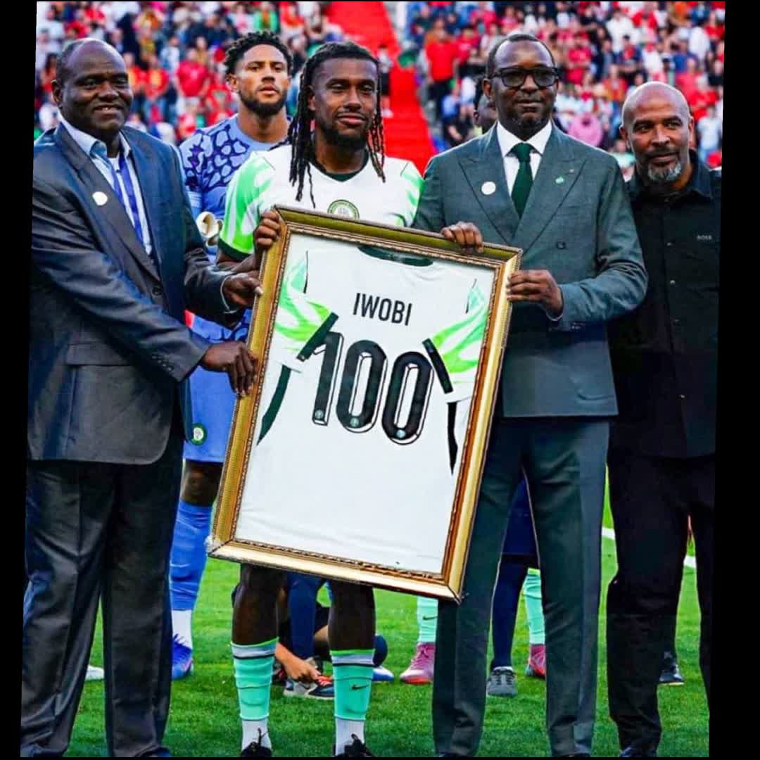Post by Abdulmumini Abdullahi: 🚨𝐌𝐈𝐋𝐄𝐒𝐓𝐎𝐍𝐄: Alex Iwobi marked his 𝟏𝟎𝟎𝐭𝐡 appearance for Nigeria last night. 🇳🇬👏 What an incredible...