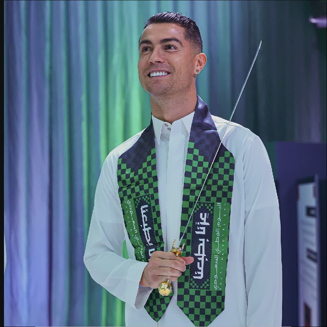 Post by Nitin Meena: Cristiano Ronaldo @buzzer_fan_official @sportsclaus @mirehu87 @jd8105412 @planjadamir #buzzer #sports #Daily...