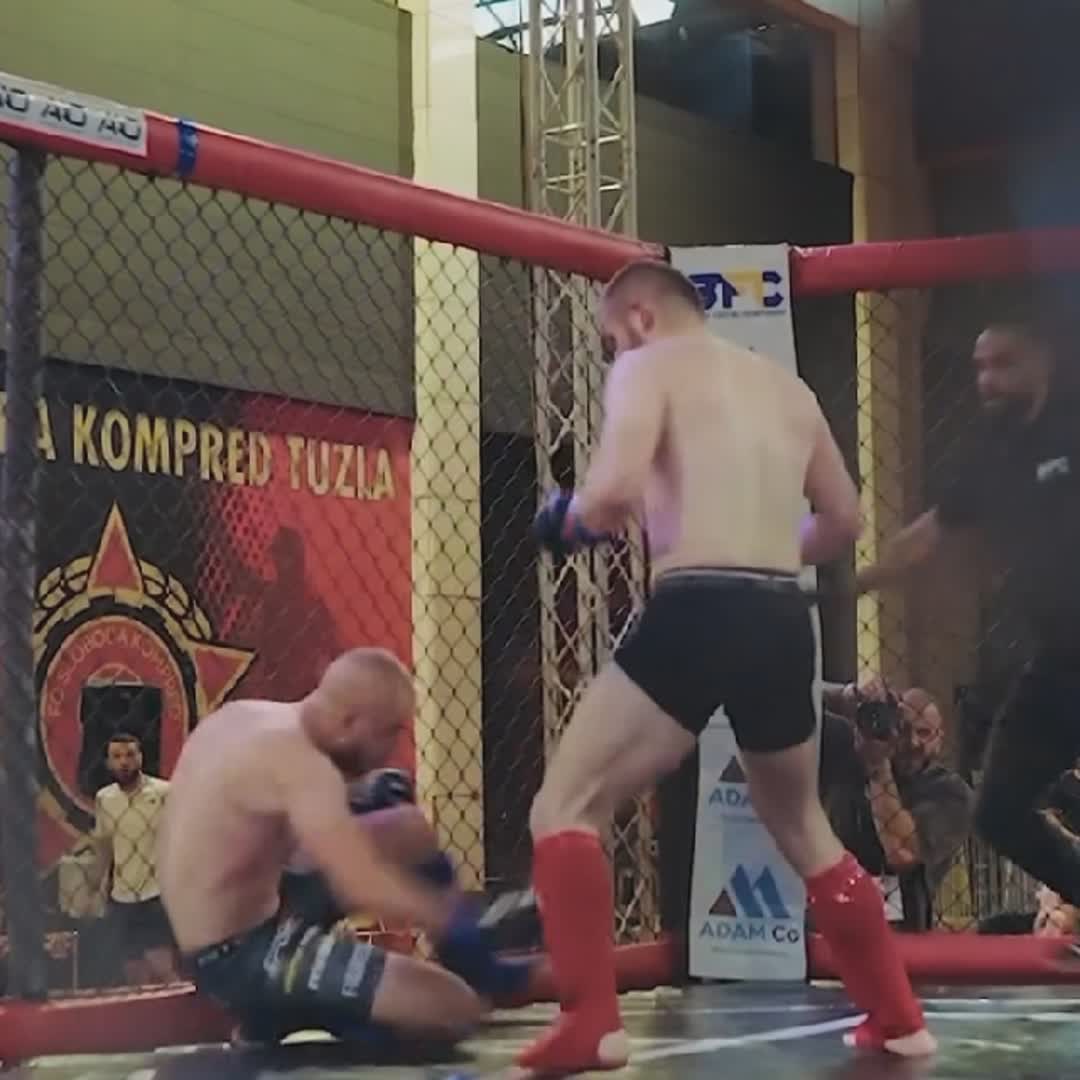 Post by Allan Todorović: 👊💣 #buzzer #sports #MMA #Boxing #MMAhighlights