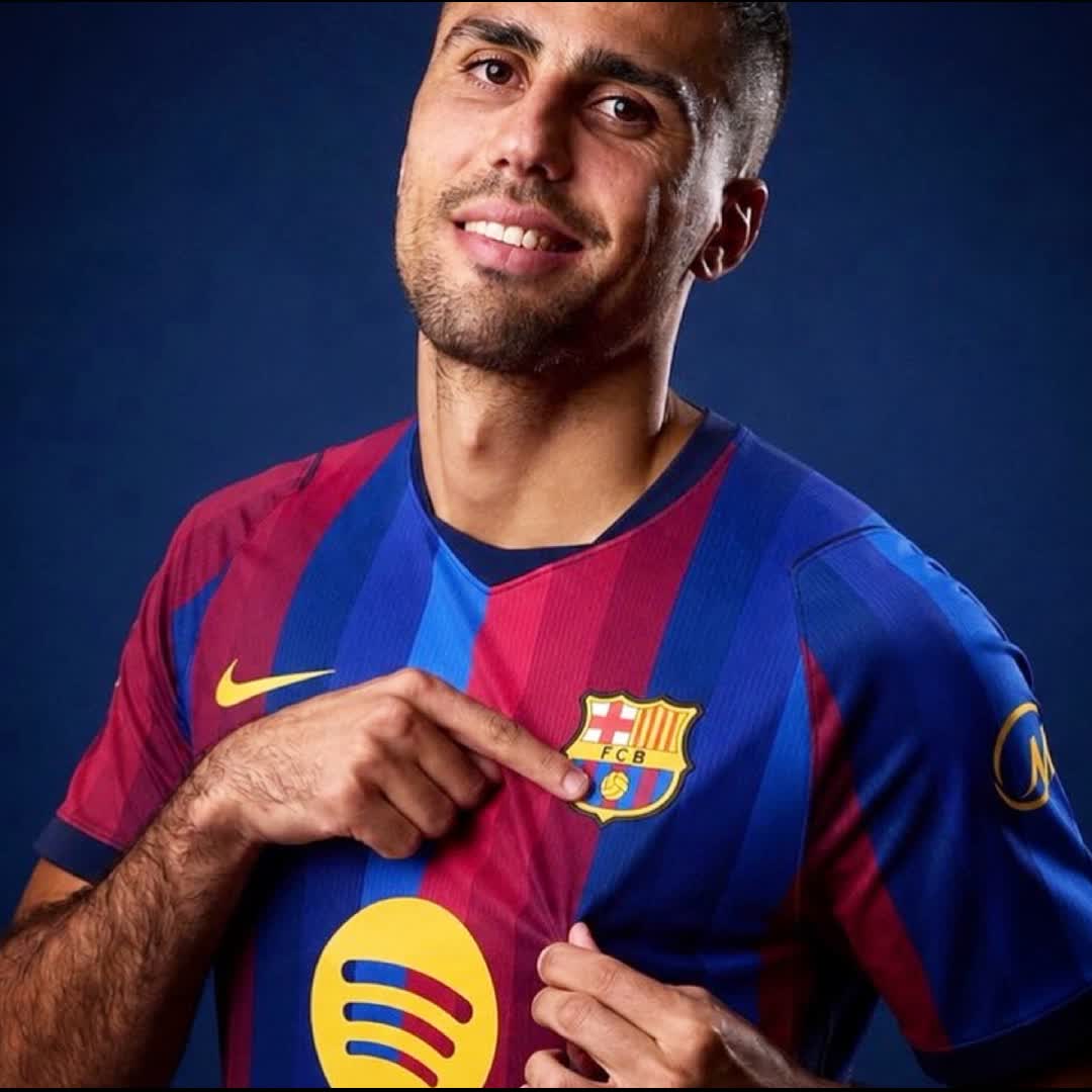 Post by Salvin Mamba: Barcelona send their third bid for rodri of 70€M in Manchester city 🩵🤍 @to_toza10 @abdulqayyum456799 @bil_lionz...