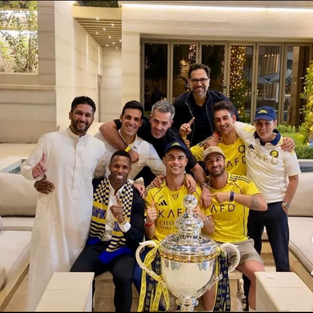 Post by Cristiano Ronaldo: Tropaaaaaa #buzzer #sports #fyp #viral #buzzer_fan_official