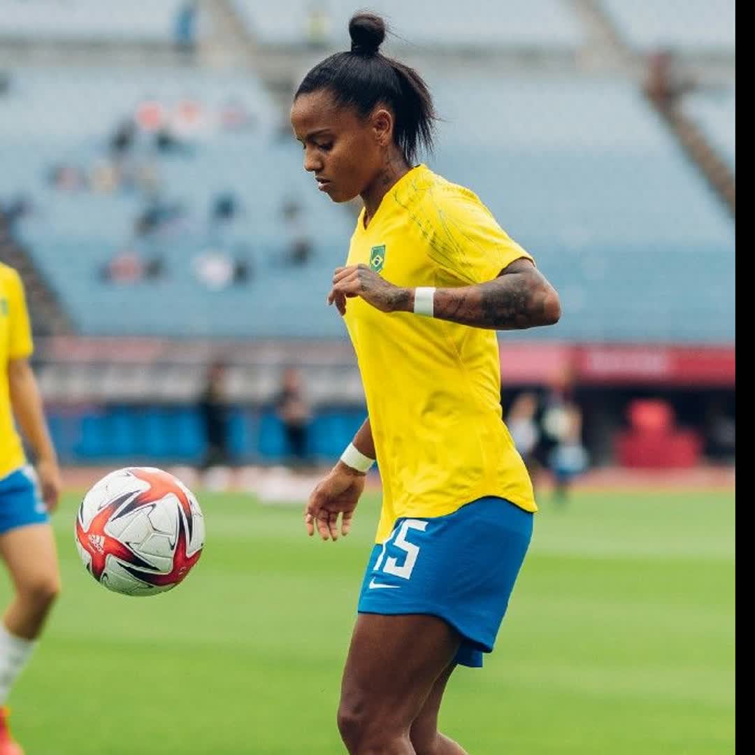 Post by Geyse Ferreira: On training 💪 @teshaledelele306 @nesriyaabu @ahmedsidahmedseid @hamzasraje390 @bmideksa021 @liulegetnite @melke12...