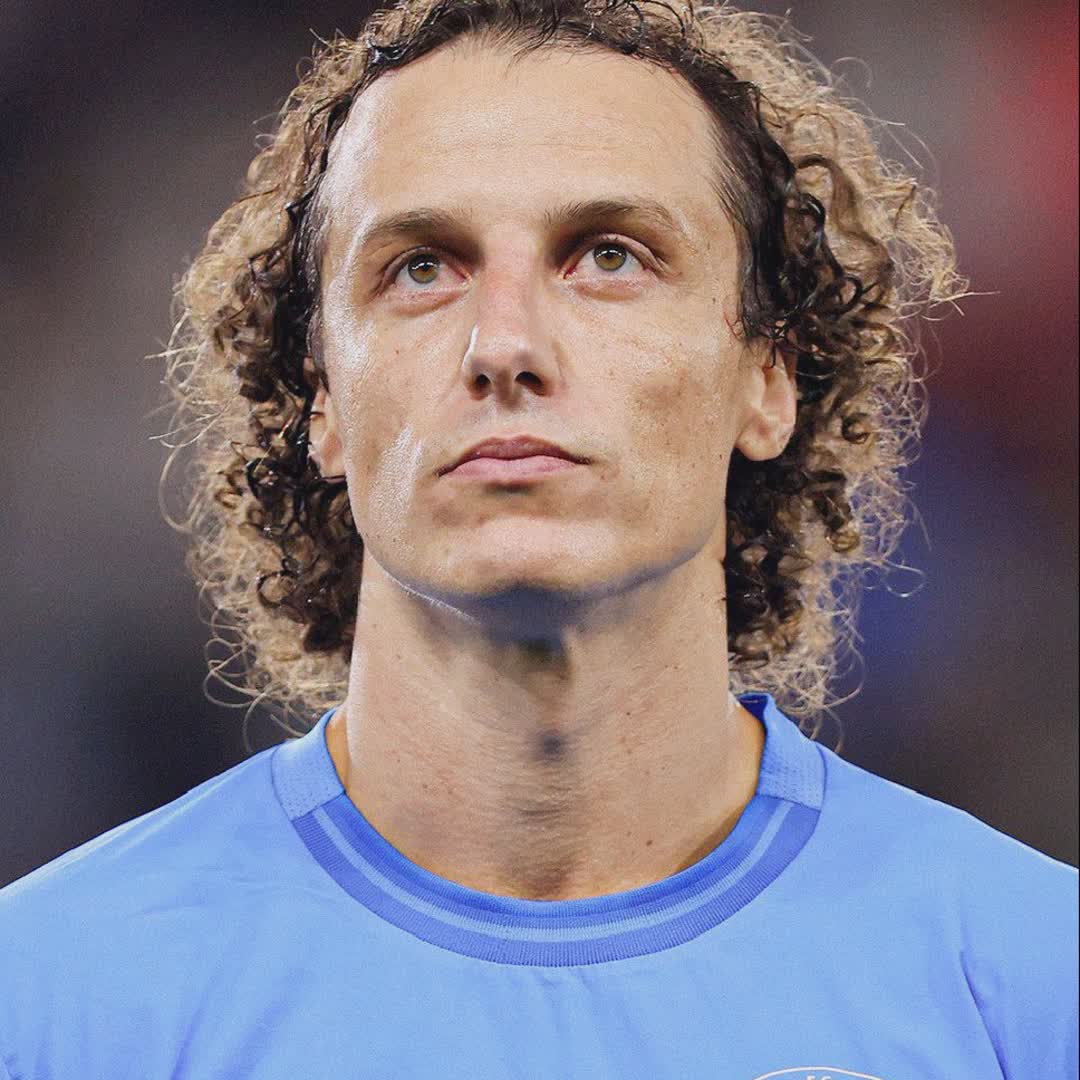 Post by Flexy joe: At 38 years and 218 days old, David Luiz has become the second-oldest goalscorer in Champions League history 😳...