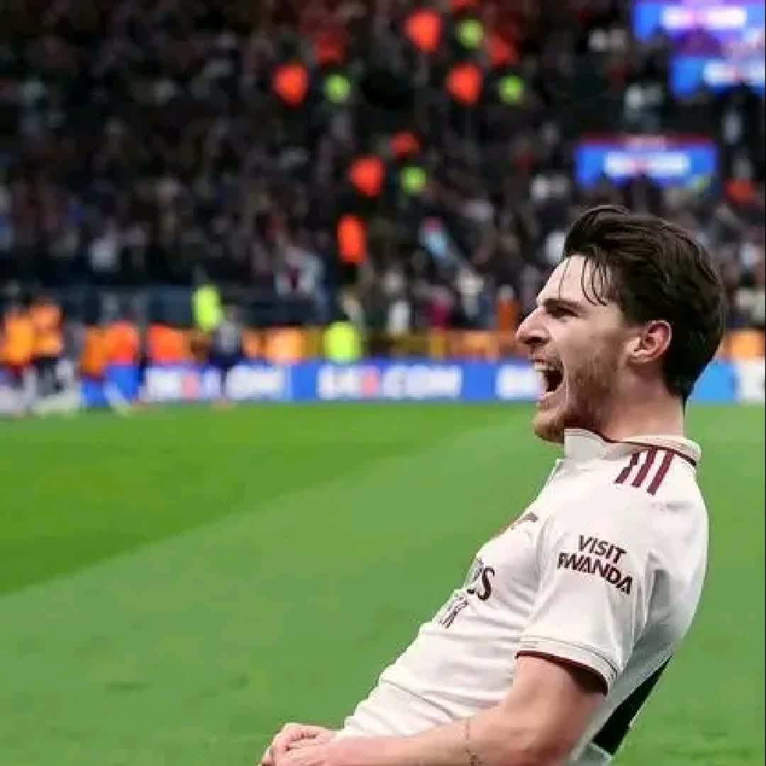 Post by Arsenal !: @gunners241 @teamrgrmay19 @ayubl @federico @betelhemhabesha @laminefan @michaelemhazion158 @hamdirahmeto15 @zch...