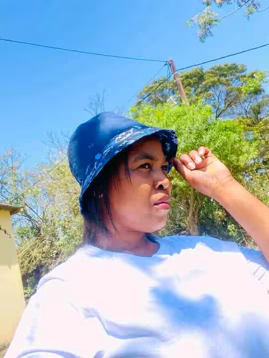 @mkhizetholie