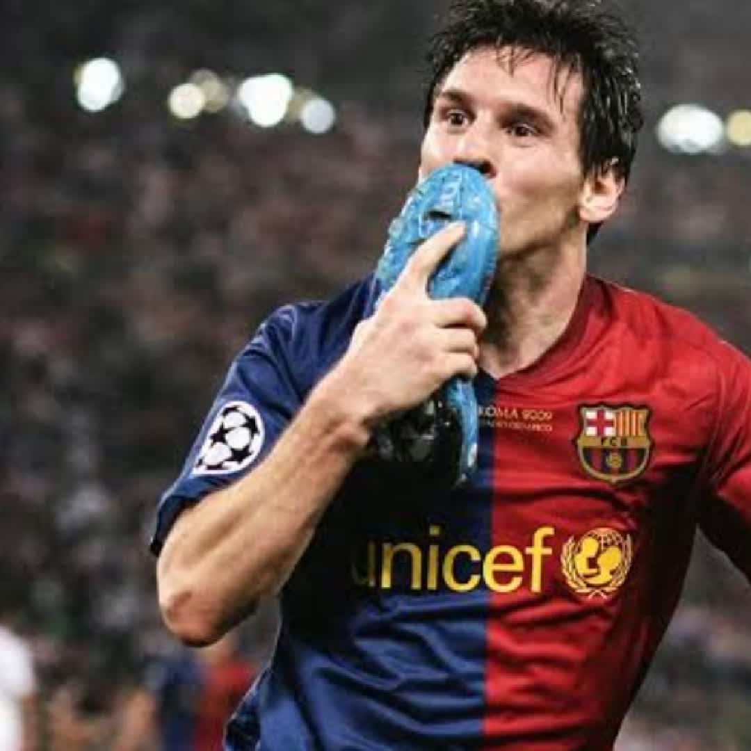 Post by Foot Ball: #buzzer #viral #fyp #sports