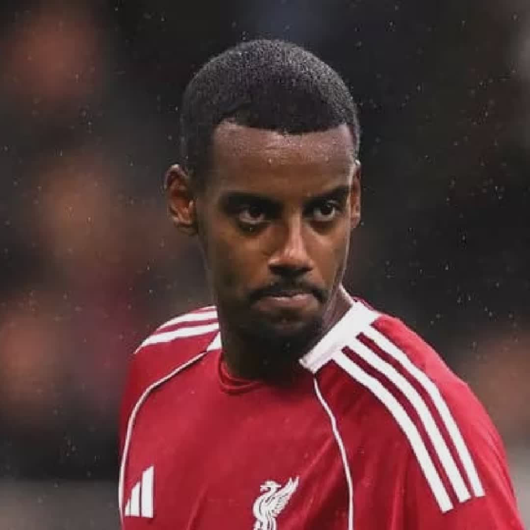 Post by KickOff 360: 🚨 Alexander Isak has scored 0 goals and missed 4 big chances for Liverpool this season. > Mo #buzzer...