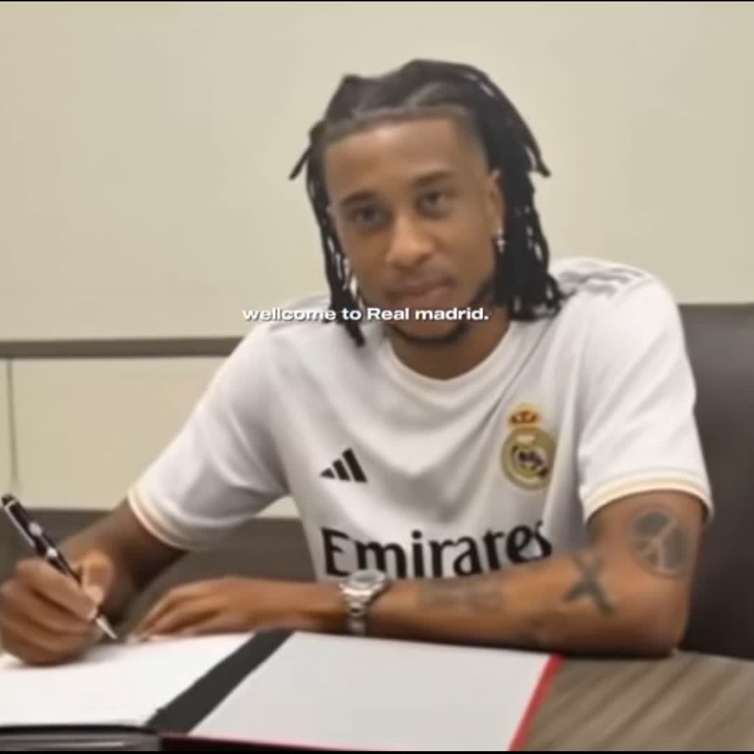 Post by samrawit abrha: Well, he is with mbappe...👍👍👍 @real.madrid #buzzer #viral #fyp #sports #Daily #football #buzzer_fan_official...