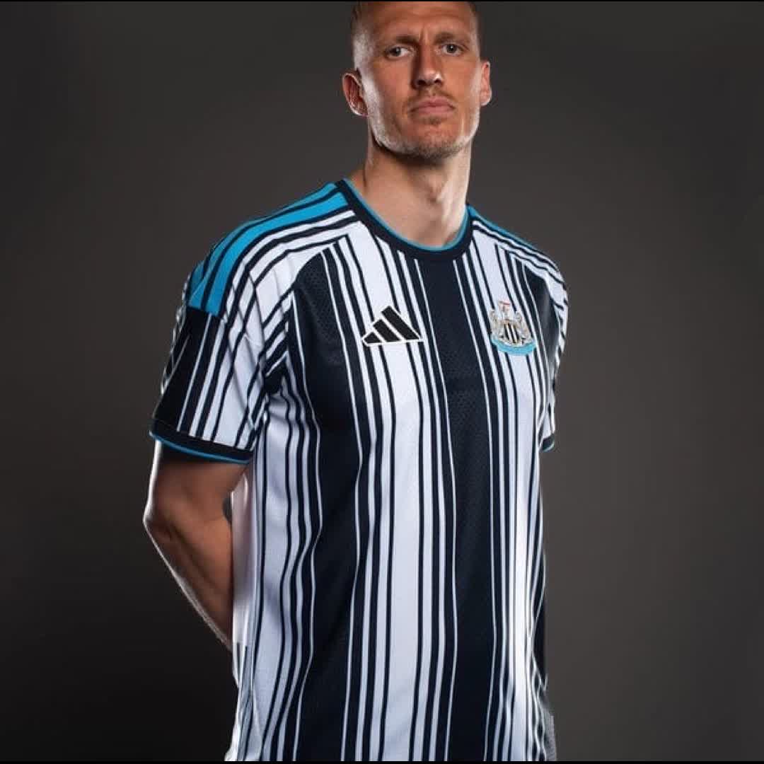 Post by Atekha Osaro: Newcastle new home kit