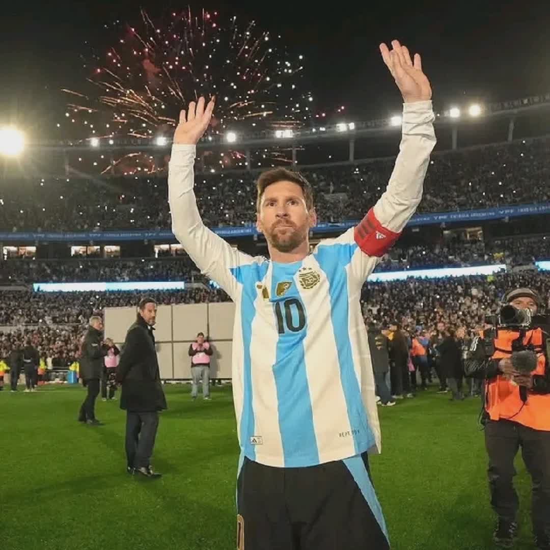 Post by Asogwa Jude Chikwado: Messi vs Angola @elyonjah07 @fruit_cutting @ladyboss22 @lazalk536 @robinosjrv @lyn03 @rokib.com...