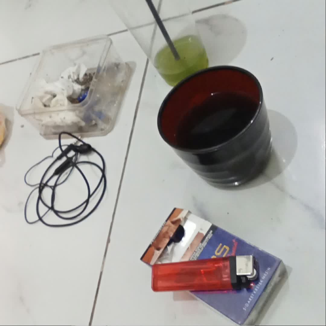 Post by Xanana Pangestu: Seruput ‼️ pagi #buzzer #viral #fyp #Daily #foryou