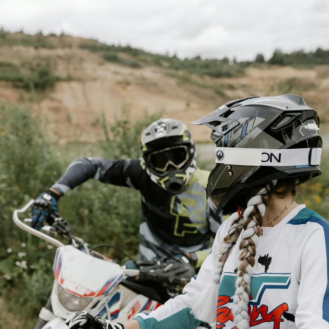 Post by EXTREME GRAVITY: #buzzer #viral #fyp #sports #Extreme #adrenaline #Gravity #jump #bike #pitbike #enduro #motorsport #motocross...