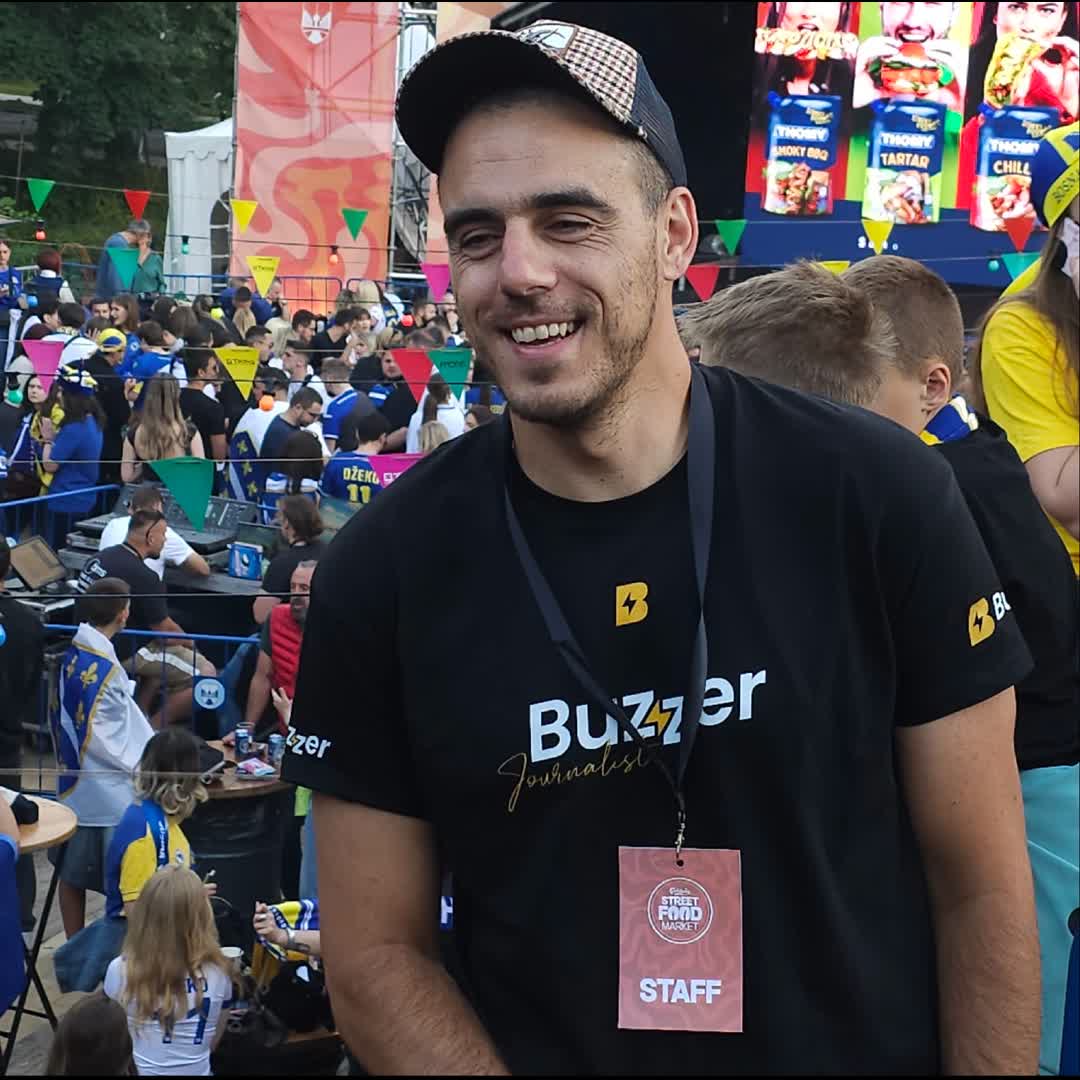 Post by Nedo Turkovic: STREET FOOD MARKET SARAJEVO ✅️ BUZZER LIVE STREAMING 🤝 #buzzer #viral #fyp #sports #Daily #football...
