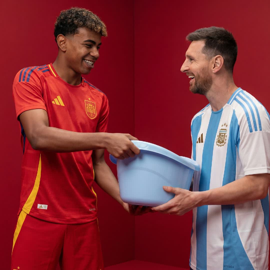 Post by L M: Lionel Messi vs Lamine Yamal for the first time ever... since that incredible photo! Argentina and Spain will face...