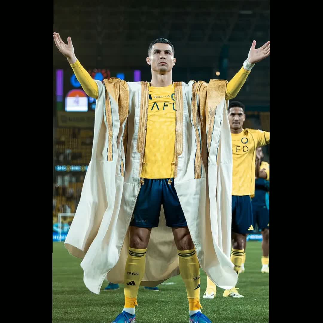 Post by Yero Yero: #buzzer_fan_official #buzzer #football #sports #viral #fyp #Daily #soccer #trending #Game #foryou #basketball