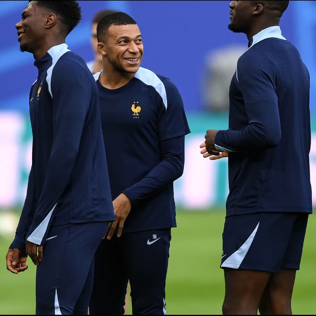 Post by Elijah James Aspata: French connection @sport_fan_zone @ummulkhairahabdullah @massive2 @basket_fan_official @tokimandrindra...