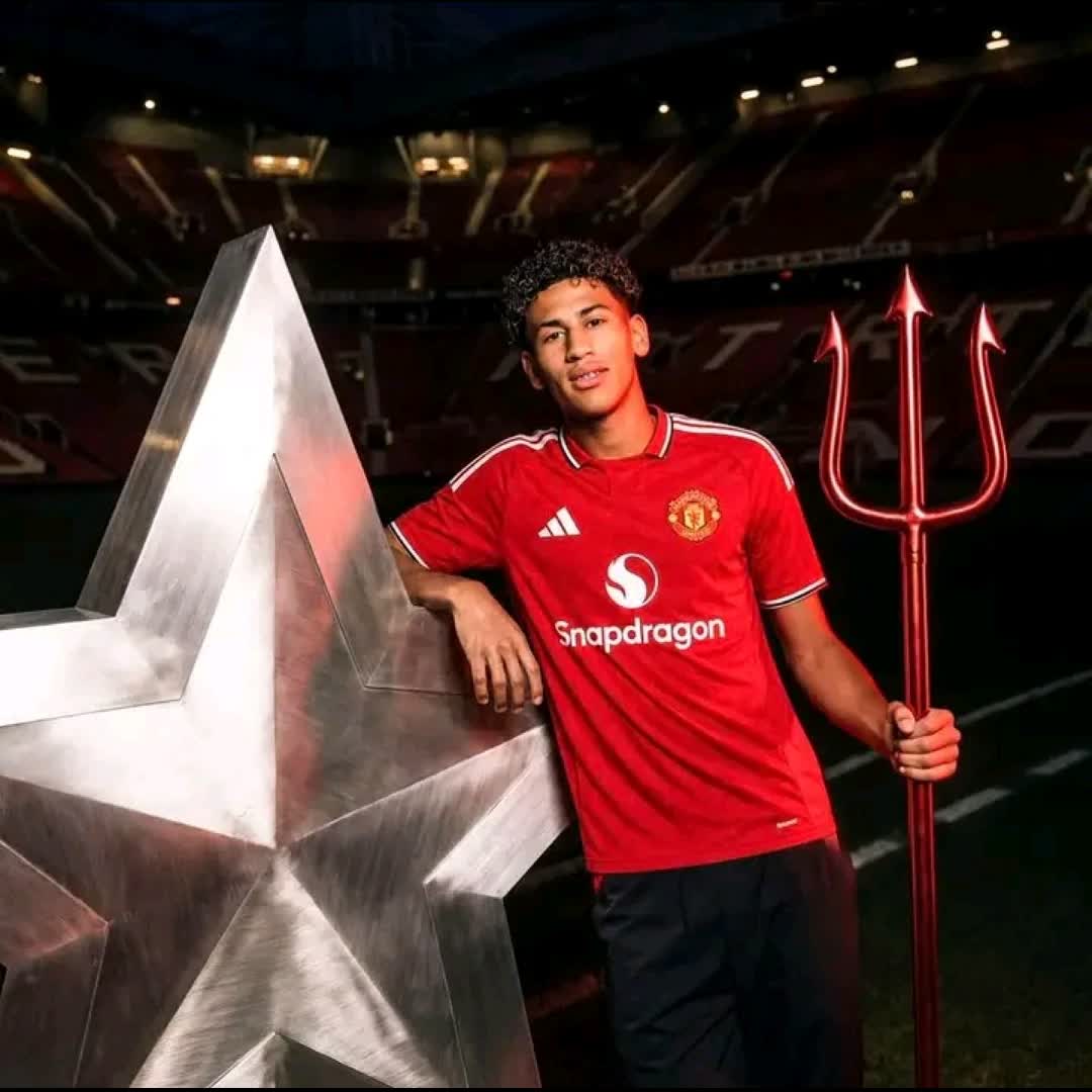 Post by Elijah James Aspata: 🤩 𝐗𝐀𝐁𝐈 𝐎𝐏𝐄𝐍𝐒 𝐃𝐎𝐎𝐑𝐒 𝐓𝐎 𝐌𝐔𝐃𝐑𝐘𝐊! 🫂🇺🇦 “I remember watching him at Shakhtar, the impact he had...
