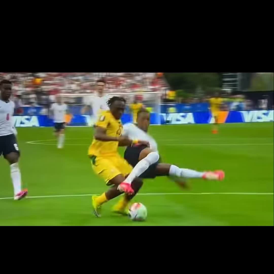 Post by john Anthony: English here, and I'm shocked it wasn't a penalty. BBC give an explanation of why, but the consensus there is still...