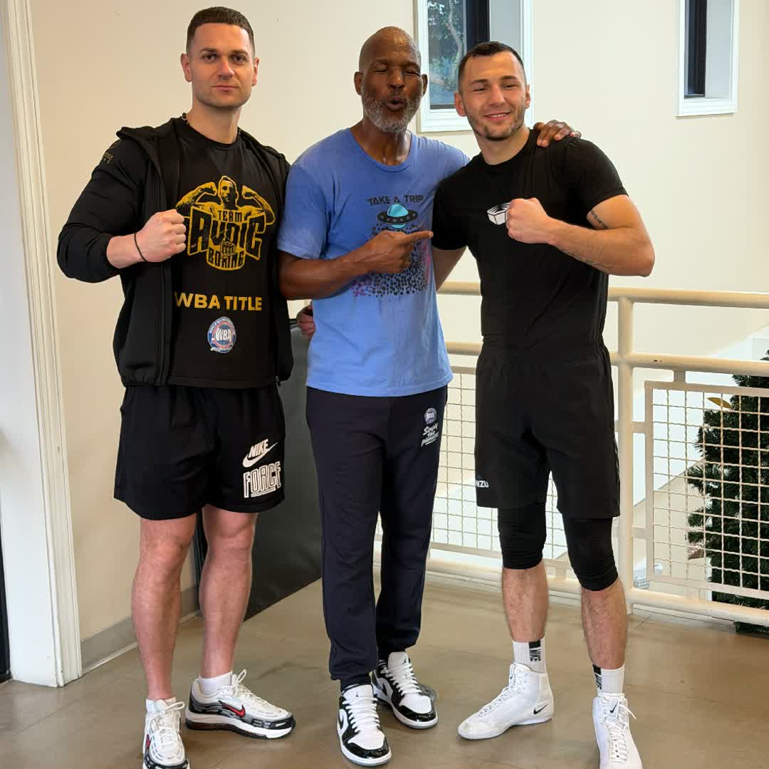 Post by Edin Avdic: @slobodangrujic1989 #buzzer #viral #fyp #sports #Daily #buzzer_fan_official #followers #Boxing #boxingsport...