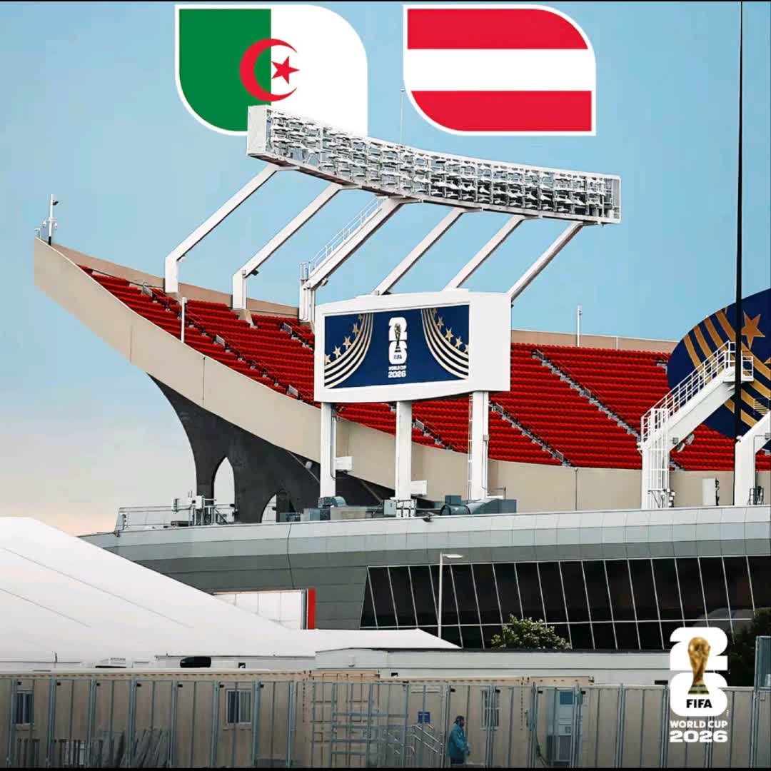 Post by Eric F6: Algeria vs Austria #FIFAWorldCup @vusingubane07 @queenprixy1._ @jeffworldwide1 @ogkenzy @maxiberry @goal_rushh...