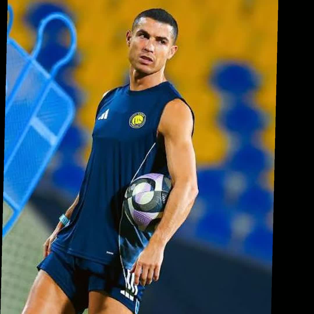 Post by Rahul Kumar: “Built different. 💪⚽” #1807 @sky55 @yetaye @aksultan3636 @fightlife @asmarselam83 @basketball_mania @researcher...