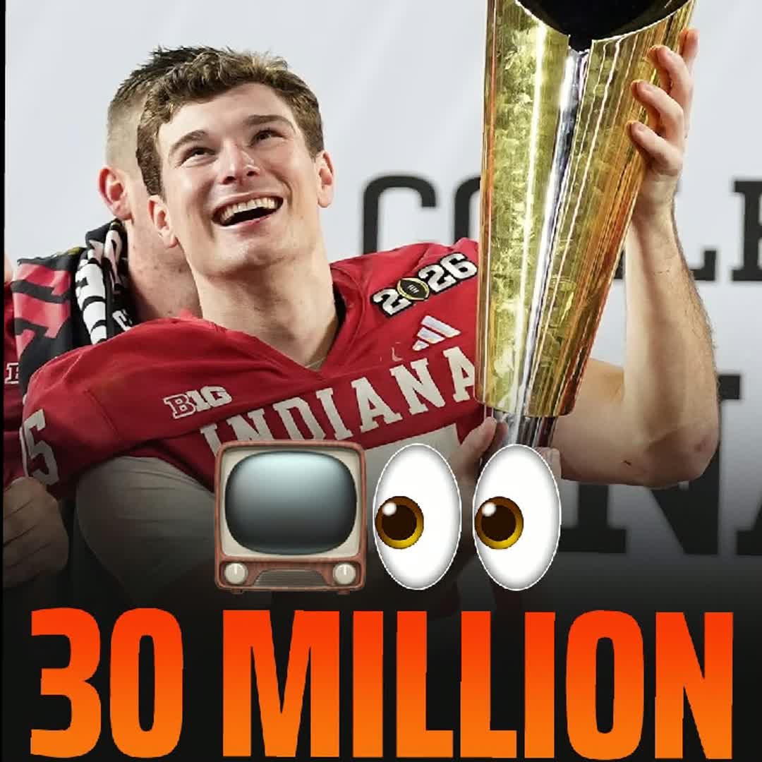 Post by Sports Pulse: This year's CFP National Championship game drew MASSIVE views 🙌 🏈 30.1 Million viewers 🏈 2nd most-watched CFP...