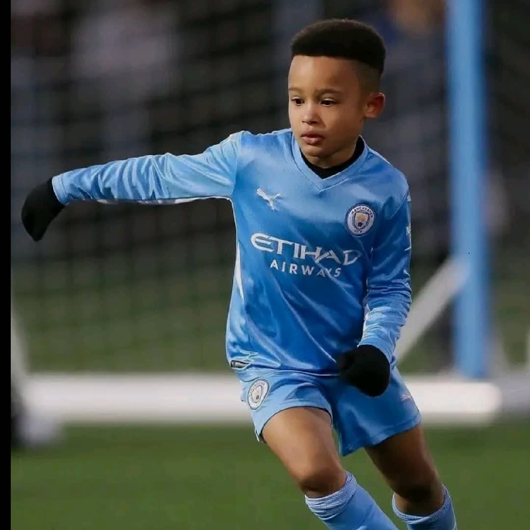 Post by ASEN AONDOSOO GODLOVE: YOUNG 🌱 TALENT @ballgame @ballyqueen209 @arsenafootball @basketball_mania @football4everlife @foot0...