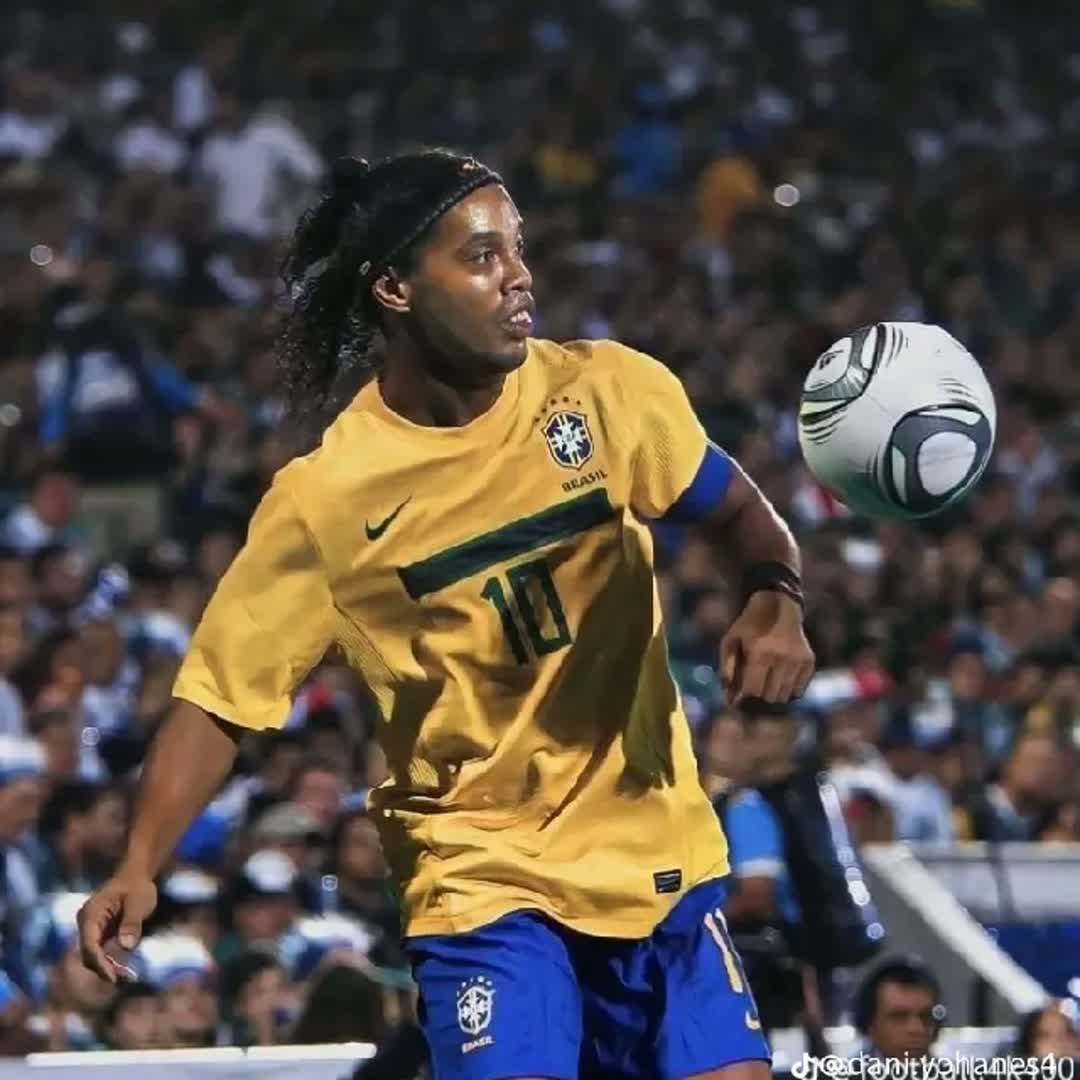 Post by Milion Hailu: Ronaldiniho #buzzer #viral #fyp #sports