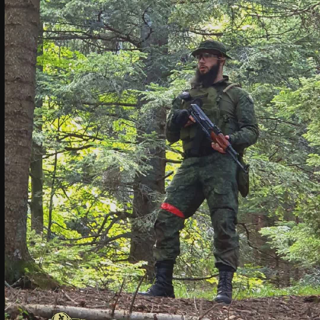 Post by semir rozajac: #buzzer #sports #airsoft #fakegun #BosniaAndHerzegovina #askgazije