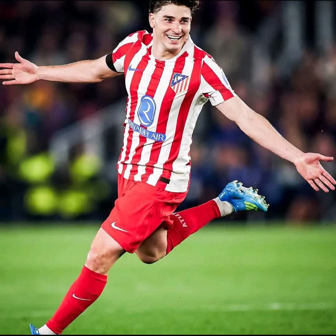 Post by Joelina Nathalie RAVAOSOLO: #buzzer #sports #buzzerapp #follow #buzzerfyp #followers #arsenal #ronaldo #Messi #cristianoronaldo #esports #sport...