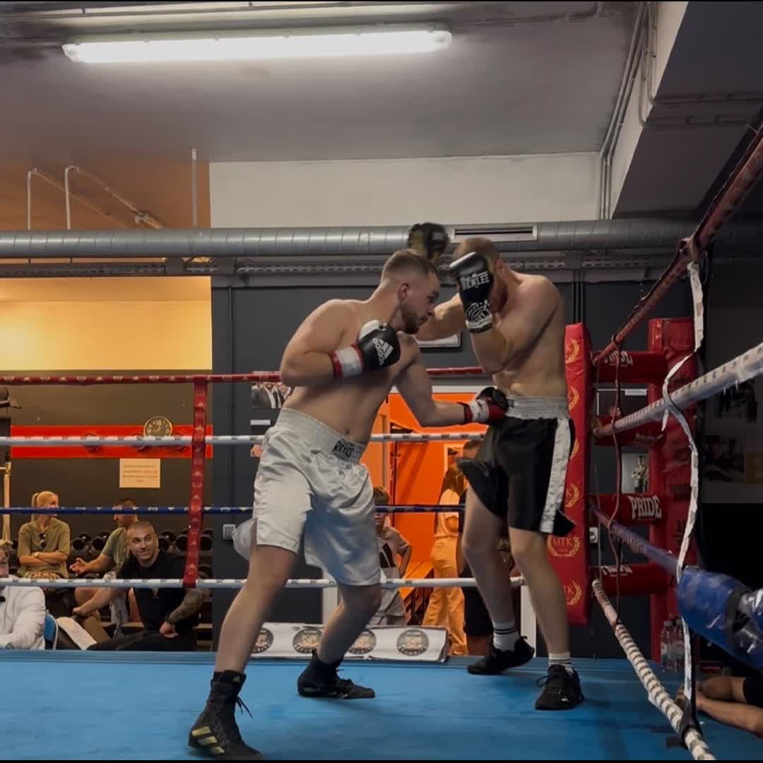 Post by Nedim Malkoc: Pro boxing 1:0