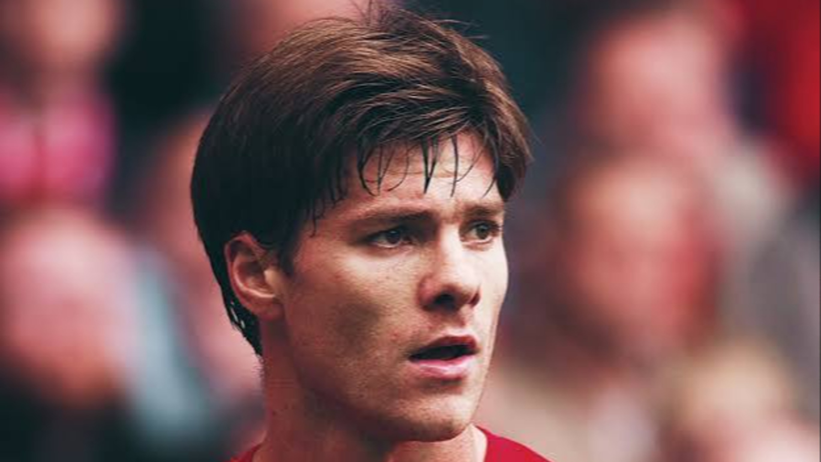 **Xabi Alonso's first competitive home match as Chelsea manager was never going to be about fireworks—it was about control.**

The Spaniard's side beat Luton Town 2-0 in the [Carabao Cup second round](https://www.bbc.com/sport/football/live/c674g4d1r7jnt) at Stamford Bridge, with Danny Welbeck scoring on his debut to break down a stubborn League One defence. The result secured progression to the third round and gave Alonso his first win at the club's home ground, but the performance itself was more significant for what it revealed about his managerial approach.bbc+1

Alonso accepted after the match that Luton made it difficult for his side to secure victory, but he emphasised that the experience of breaking down a low block would prove valuable as the season progresses. His comments highlighted a manager focused on process rather than spectacle, prioritising patience and conviction over immediate dominance.

## A tactical lesson in patience

Chelsea struggled to create clear chances in the first half against Luton's compact 5-4-1 formation, with the visitors defending resolutely and limiting space in dangerous areas. Alonso acknowledged the challenge at half-time, telling Sky Sports: "We needed to play with patience. Credit to Luton, they defended with heart. They were solid. It's not easy so in half-time we spoke to be patient and keep going."bbc.co+1

The breakthrough arrived five minutes into the second half when Welbeck headed home from Malo Gusto's cross. The goal validated Alonso's approach: maintain possession, probe for openings, and trust that the first goal will come if the team plays with the right tempo.

Alonso's post-match analysis reinforced this philosophy. "It's about trusting our process, maintaining patience to secure the first goal, and playing with the appropriate pace. That was exemplified today," he told reporters. The comment reflects a manager who understands that not every match can be won through expansive attacking play, particularly against organised lower-league opposition.

## Managing squad integration

The match also served as an integration opportunity for several new signings. Welbeck made his competitive debut, while other players gained their first minutes at Stamford Bridge under Alonso. The manager highlighted this aspect after the match: "I'm happy many players had their first minutes for the club, making their debut and playing their first competitive game in this stadium."

Alonso's approach to squad-building emphasises blending youth with experience. Speaking to the press, he explained: "We want to have a complete squad in all aspects, in quality, maturity, personality, young players with experienced players. It's important that young players get help to develop and in those cases the experienced players help a lot." Welbeck's goal exemplified that philosophy, with the veteran's composure providing a template for younger attackers to follow.bbc+1

## Why this performance matters for Alonso's project

Chelsea's 3-2 win over Fulham in their opening Premier League fixture had showcased the attacking potential of Alonso's front three, with Joao Pedro, Cole Palmer and Morgan Rogers all scoring. The Luton match presented a different challenge: breaking down a defence that prioritised structure over attacking ambition.

Alonso's ability to guide his team through that challenge without panic or tactical confusion demonstrates a manager who understands the varied demands of a long season. Not every opponent will allow Chelsea to play expansive football, and the experience of winning a tight cup tie builds resilience for similar league fixtures.

The manager also addressed the atmosphere at Stamford Bridge, noting the importance of building a connection with supporters. "The crowd, as well, has been great, we need them for the whole season. Now rest and we'll come back here on Sunday," he said, acknowledging the role of home supporters in the club's project.

## What comes next for Alonso's Chelsea

Chelsea's next fixture is a Premier League match, where the intensity will be higher than against League One opposition. The Luton performance provides a useful reference point for how the team can approach matches against deep-lying defences, particularly when clear chances are limited.

The Leeds United tie in the Carabao Cup third round will offer another test of Alonso's tactical flexibility. If Chelsea can combine the patience shown against Luton with the attacking fluidity displayed against Fulham, they will have the tools to compete across multiple competitions.

For now, the Luton victory has given Alonso what he needed most: a controlled home win, a debut goal from a new signing, and evidence that his process-oriented approach can deliver results even when the performance is not spectacular.