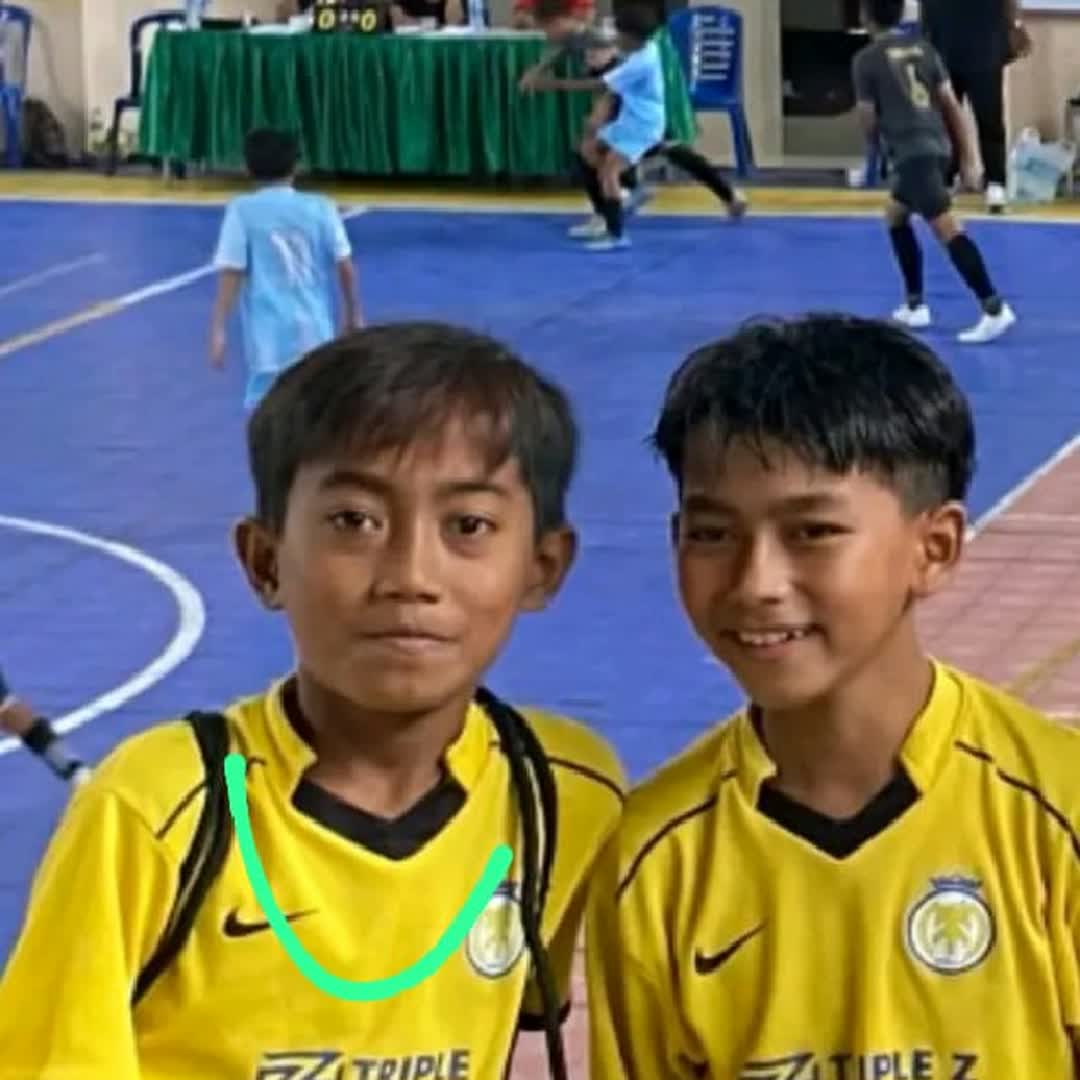 Post by kartini Kartini: Pecinta ⚽ @darmanto90 @beethh @dewiidayani911 @ronaldofficial @basketball_mania @adel00 @georgia @kubana...